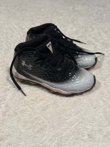 Black Kid's 13K (Little Kids) Under Armour (Used)