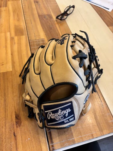 Rawlings Heart of the Hide R2G RH Infield Baseball Glove 11.5" (Used)