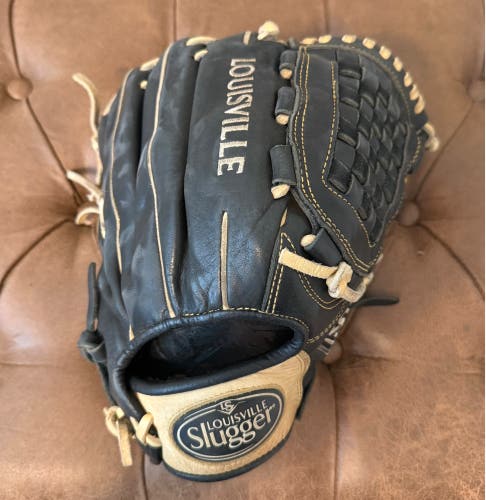Louisville Slugger Omaha RHT Pitcher/Infield Baseball Glove 12"