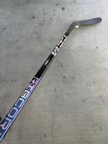 CCM Ribcor Trigger 9 Hockey Stick | Right Handed | 70 Flex P28