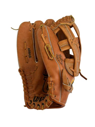Used Wilson A9842 BOSS BB/SB Glove LH Throw Brown 13" 11692-S000156925