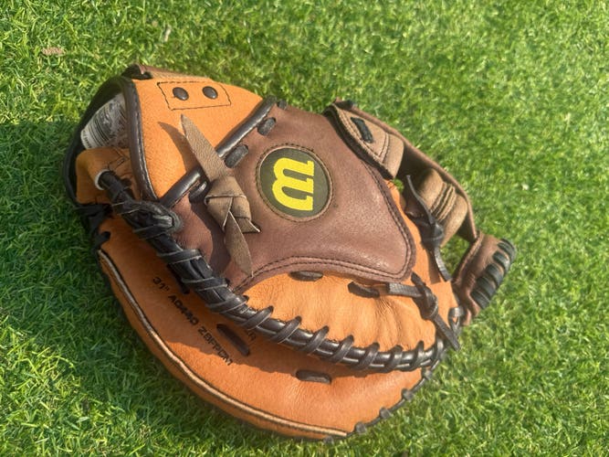 Wilson A440 RH Catcher's Softball Glove 31" (Used)