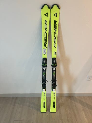 Fischer RC4 WC SL 165 cm slalom Racing Skis With Bindings Max Din 17 (Used)but bindings are new