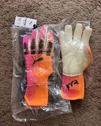 Puma FUTURE Ultimate NC Inseam Cut Soccer Goalkeeper Gloves 042064-12 Size 11