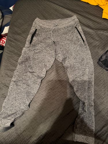 Gray Large Men's Lululemon Pants (Used)