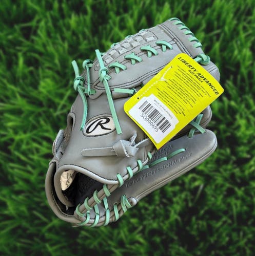 Rawlings Liberty Advanced RH Softball Glove 12.5" (New)
