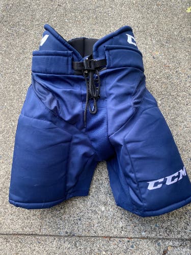 Men's Senior Medium CCM hp31 Hockey Pants (Used)