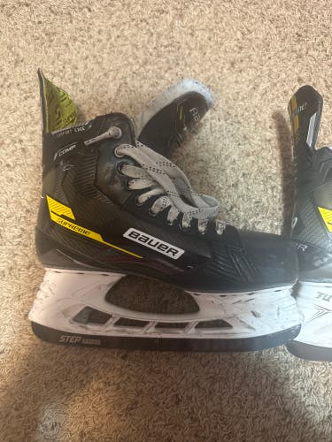 Bauer Supreme Comp Hockey Skates 9.5 (Used) w / Blacksteel