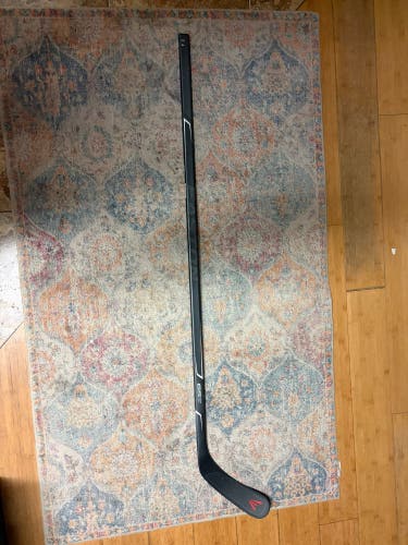 Junior Easton Stealth 65S Left Hand Hockey Stick Toe Pattern 50 Flex (Used)