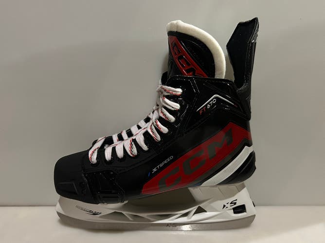 New CCM JetSpeed FT670 Skates - Intermediate Size 5.5