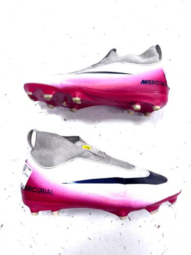 Used Nike Soccer Cleats White Junior 04 11860-S000313707
