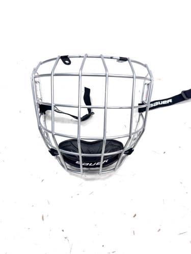 Used Bauer Hockey Wire Mask Grey MD 11860-S000314236