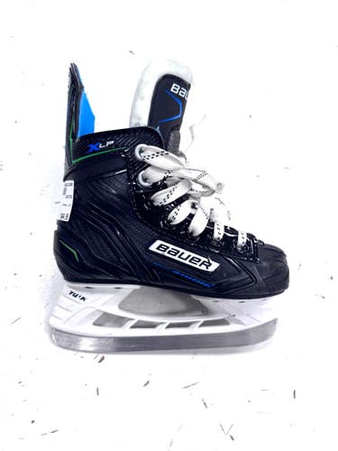 Used Bauer XLP Youth Hockey Skate Youth 10.0 11860-S000314757