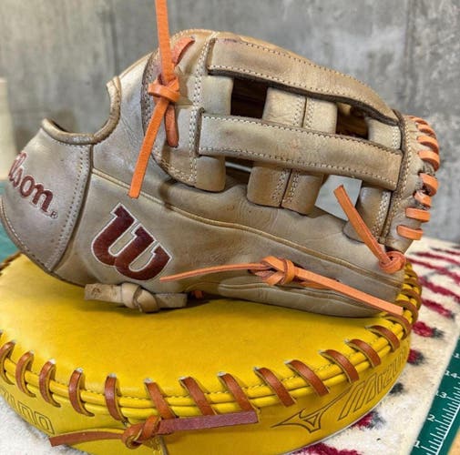 Wilson A2000 PP05 RH Infield Baseball Glove 11.5" (Used)