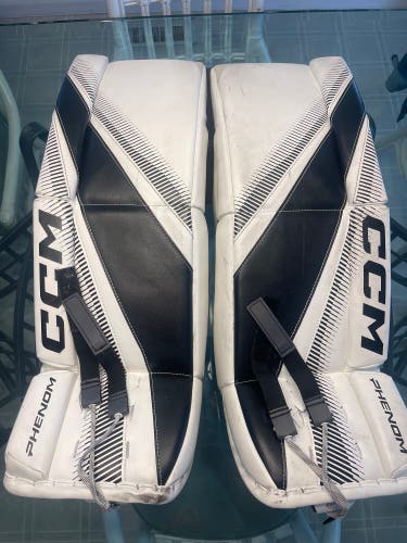 28" 2025 CCM Goalie Leg Pads (Used)
