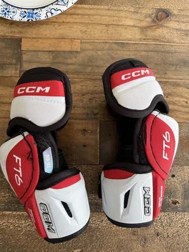CCM JetSpeed FT6 Elbow Pads