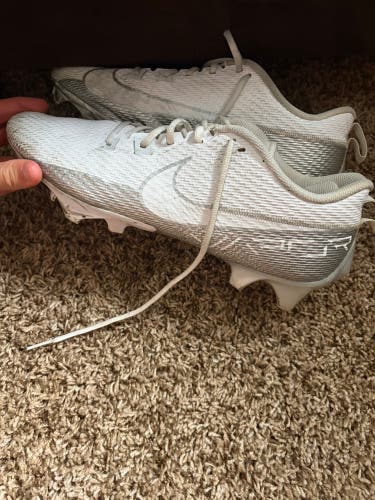 White Men's Size M 14.0 (W 15.0) Adult Nike Vapor Edge 360 Molded Cleats Cleats (Used)