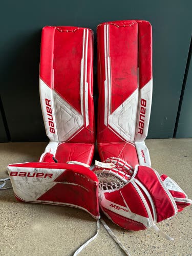 Red 32" Intermediate Bauer M5 Pro Goalie Full Set Regular (Used)