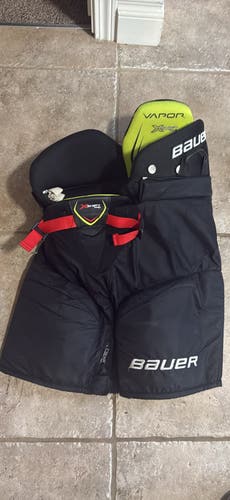 Junior Medium Bauer X-Shift Pro Hockey Pants (Used)