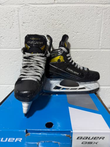 Bauer Supreme UltraSonic Hockey Skates Intermediate Size 5 Fit 2 Lightspeed Edge
