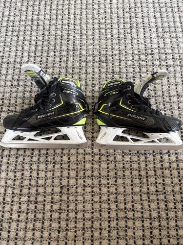2021 Bauer GSX Hockey Goalie Skates Regular Width Size 5 (Used)