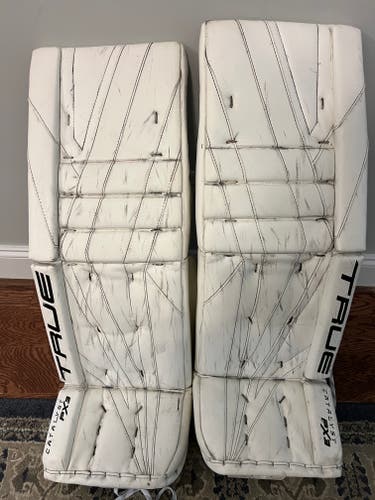 34" 2023 True Catalyst PX3 Goalie Leg Pads Pro Stock (Used)