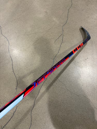 Senior CCM JetSpeed FT475 Hockey Stick Right Handed P88 65 Flex (Used)