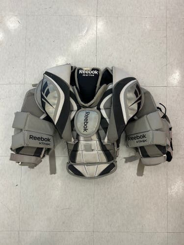 Youth Medium Reebok 6K Goalie Chest Protector