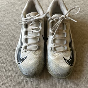 White Men's Size M 8.0 (W 9.0) Nike Shoes (Used)