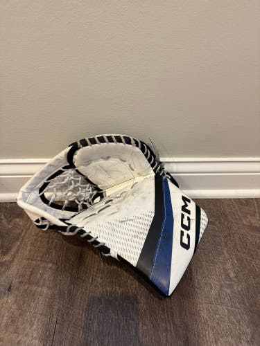 CCM YTFlex 3 Youth Goalie Catcher / Catch Glove REG - White / Royal / Black