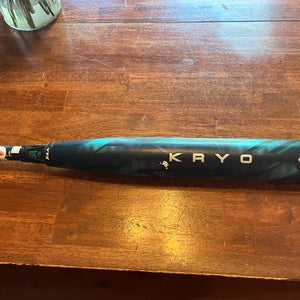 2025 Louisville Slugger Kryo Composite Bat (-10) 22 oz 32" (Used)