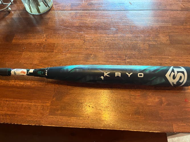 2025 Louisville Slugger Kryo Composite Bat (-10) 22 oz 32" (Used)