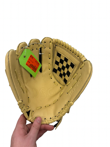 Used DSG GLOVE BB/SB Glove LH Throw Tan 10 1/2" 11682-S000138993