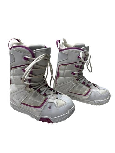 Used Avalanche AVALANCHE SNOWBOARD BOOTS Womens Snowboard Boots White Senior 8 11835-S000212254
