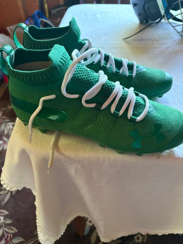 Under Armour Spotlight Suede MC - “Kelly Green”: Men’s size 9 *   GREAT DEAL!!!