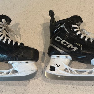 Black/Gray 2024 CCM Tacks XF 80 Hockey Skates Regular Width Size 3.5 (Used)