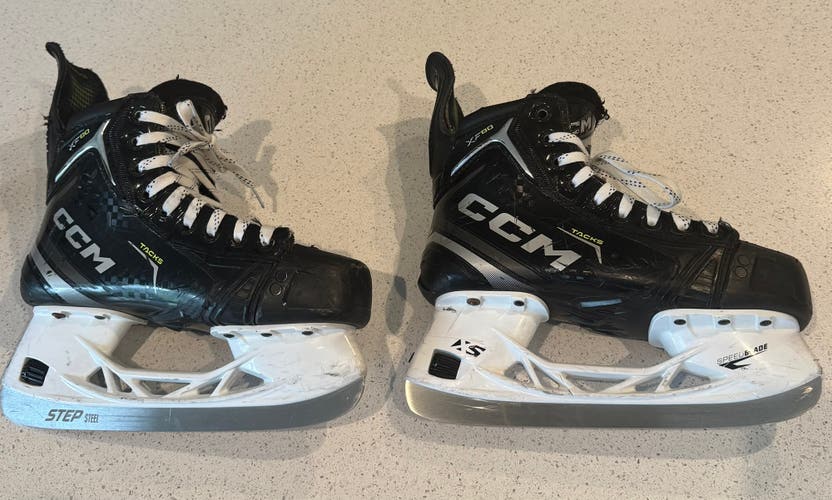 Black/Gray 2024 CCM Tacks XF 80 Hockey Skates Regular Width Size 3.5 (Used)