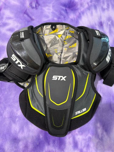 Medium Youth STX Stallion 200+ Shoulder Pads (Used)