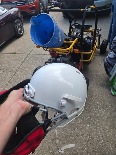 White Youth Large Xenith X2E+ Helmet (Used)