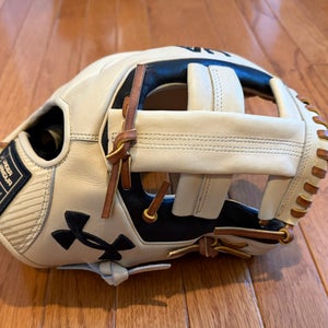 Under Armour Flawless RH Baseball Glove 11.75” (NEW 1-of-a kind)