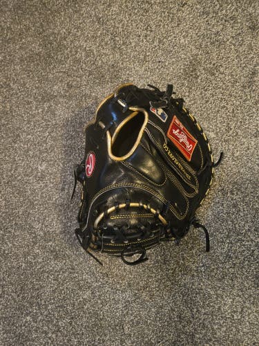 Catcher's RH Rawlings Heart of the Hide Baseball Glove 33.5" (Used)