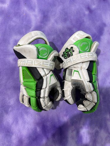 White 10" Maverik M5 Lacrosse Gloves (Used)