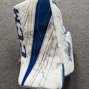 CCM EFlex 4 Full Right (Used) blocker