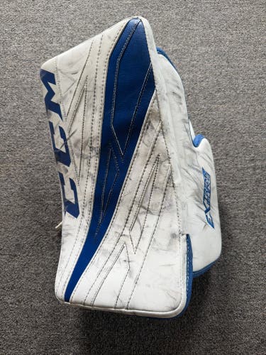 CCM EFlex 4 Full Right (Used) blocker