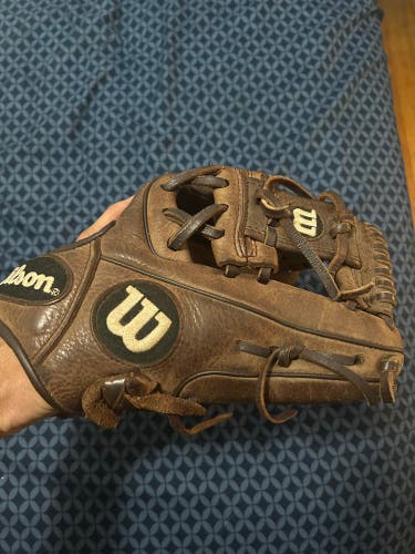 Wilson A950 RH Infield Baseball Glove 11.5" (Used)