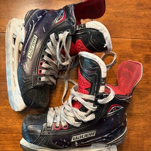 Bauer Vapor X Shift Hockey Skates Extra Wide Width Size 4.5 (Used)