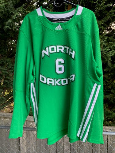 Green Size 56 Men's Adidas Jersey (Used)