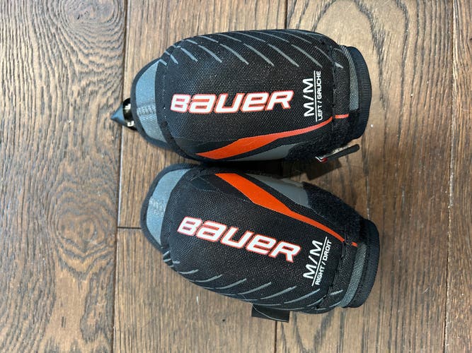 Youth Medium Bauer Lil Sport Elbow Pads (Used)