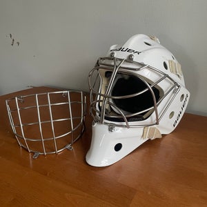 Senior Small Bauer 940 Goalie Mask (Used)