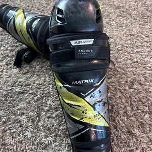 Junior Bauer Supreme Matrix 12" Shin Pads (Used)